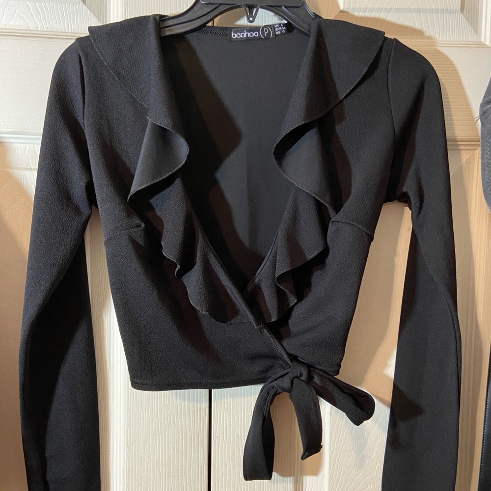 Boohoo Petite Ruffled Wrap Top
